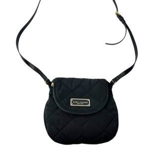 Marc Jacobs Black Quilted Messenger crossbody bag
